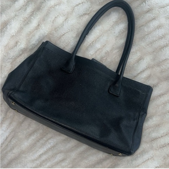 Chanel vintage black leather bag with shoulder strap - Picture 3 of 7